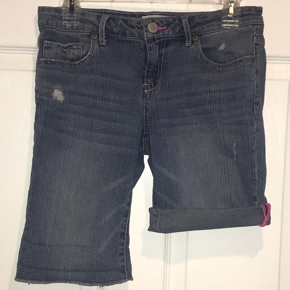 Aeropostale Light Wash Bermuda Shorts Size 7/8